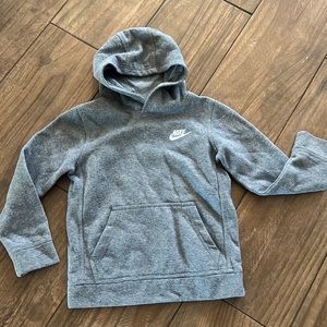 Nike kids sweater size 7